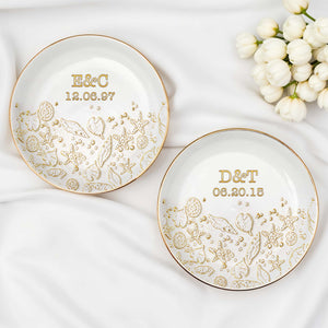 Our Special Day At The Beach With Starfish And Shells - Personalized Custom Jewelry Dish, Ceramic Dish, Round Shape - CPL1662_RCRF