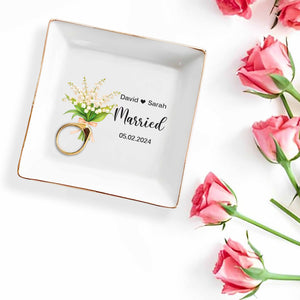 Married, Celebrate Love With Elegant Flowers - Personalized Custom Jewelry Dish, Square Ceramic Dish - CPL436_SCRD