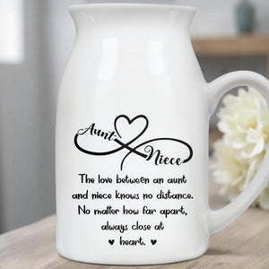 Love Between Aunt And Niece, Hearts - Personalized Ceramic Flower Vase