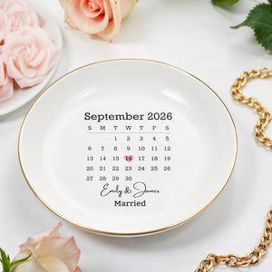 Married Custom Calendar Heart - Personalized Custom Jewelry Dish, Ceramic Dish, Round Shape - WEDD023_RCRF