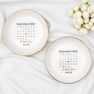 Married Custom Calendar Heart - Personalized Custom Jewelry Dish, Ceramic Dish, Round Shape - WEDD023_RCRF