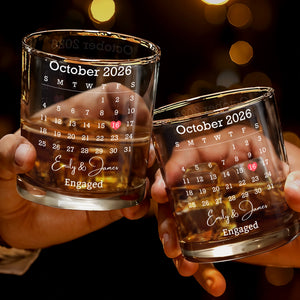 Engaged Custom Calendar With Heart Icon - Personalized Custom Whiskey Glass - WEDD023_RWG