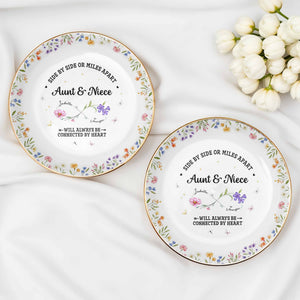 Side By Side Or Miles Apart, Aunt & Niece, Flowers - Personalized Custom Jewelry Dish, Ceramic Dish, Round Shape - AUNT004_RCRF