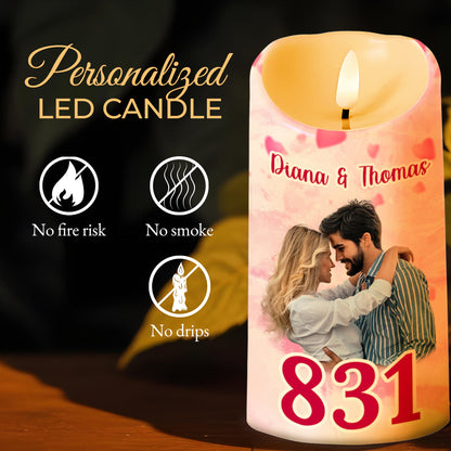 8 Letters 3 Words 1 Meaning I Love You With Couple Design - Personalized Custom LED Candle - CPL104_LECA