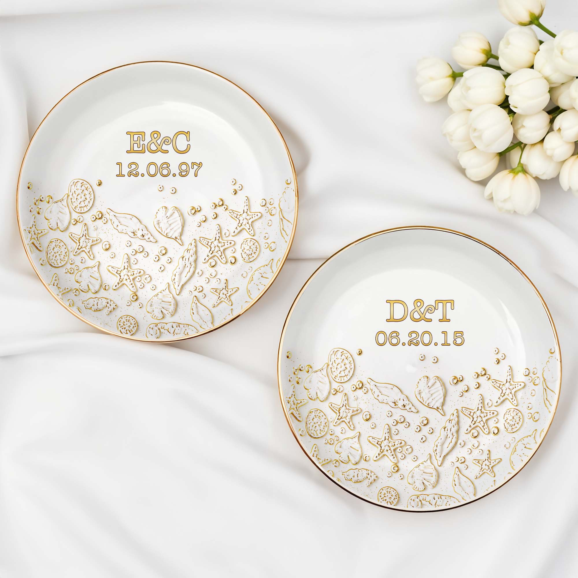 Our Special Day At The Beach With Starfish And Shells - Personalized Custom Jewelry Dish, Ceramic Dish, Round Shape - CPL1662_RCRF