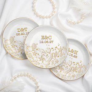 Our Special Day At The Beach With Starfish And Shells - Personalized Custom Jewelry Dish, Ceramic Dish, Round Shape - CPL1662_RCRF
