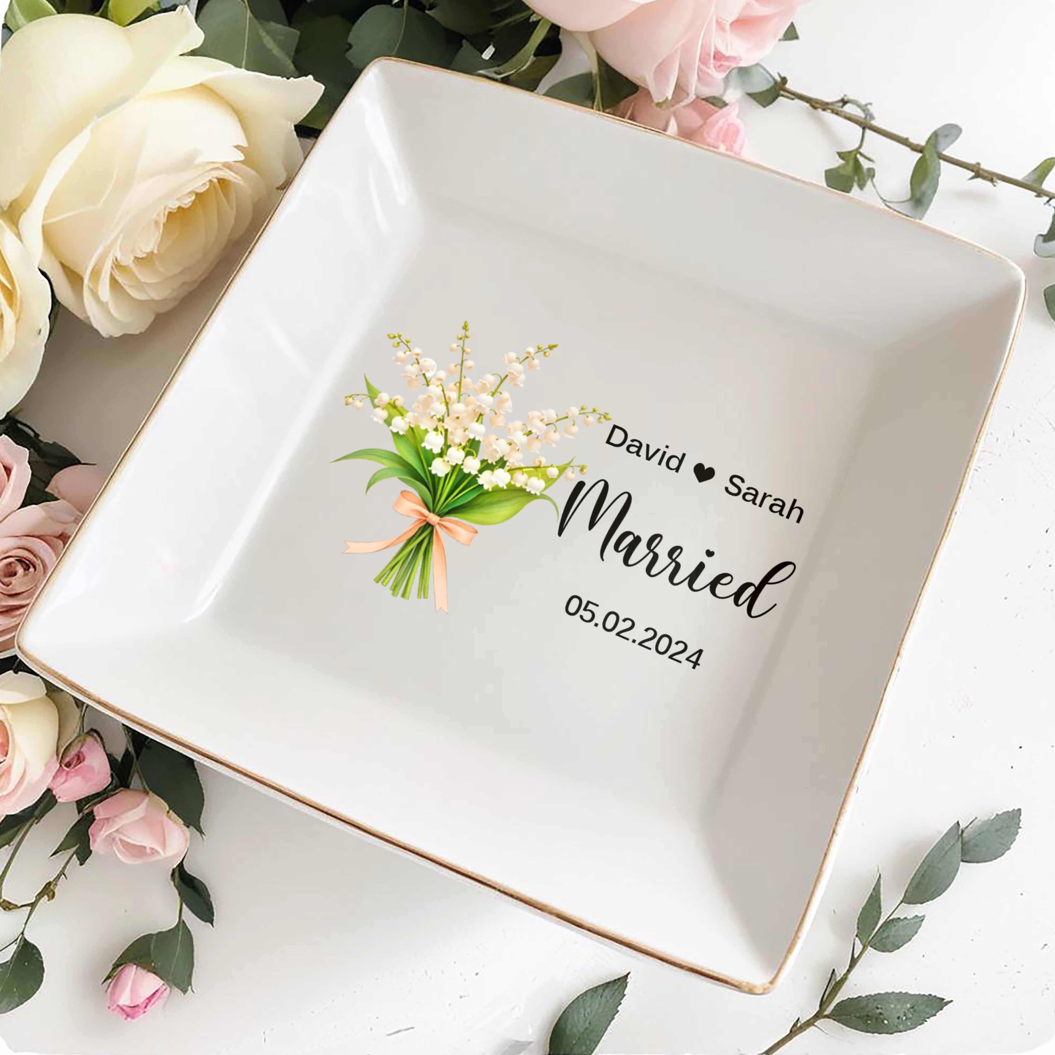 Married, Celebrate Love With Elegant Flowers - Personalized Custom Jewelry Dish, Square Ceramic Dish - CPL436_SCRD