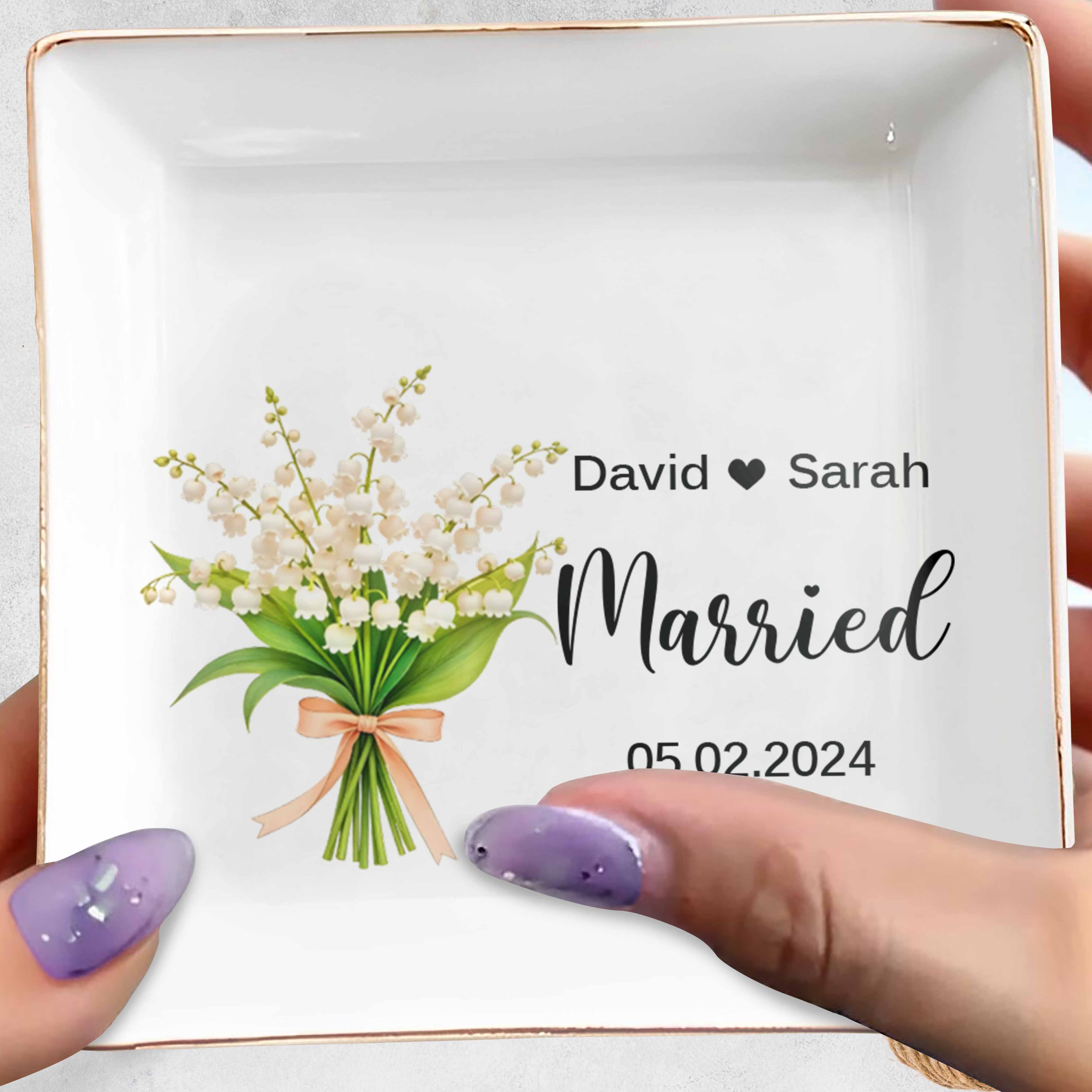 Married, Celebrate Love With Elegant Flowers - Personalized Custom Jewelry Dish, Square Ceramic Dish - CPL436_SCRD