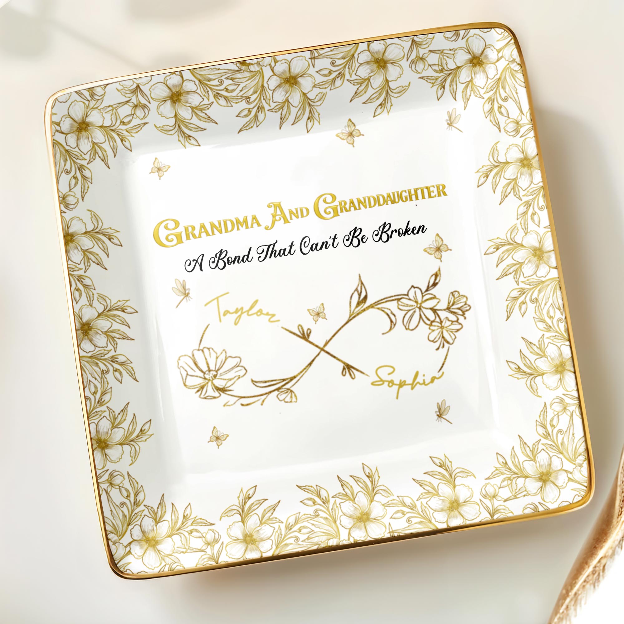 Grandma And Granddaughter, A Bond That Can't Be Broken, Flowers - Personalized Custom Jewelry Dish, Ceramic Dish, Square Shape - GDT568_SCRF