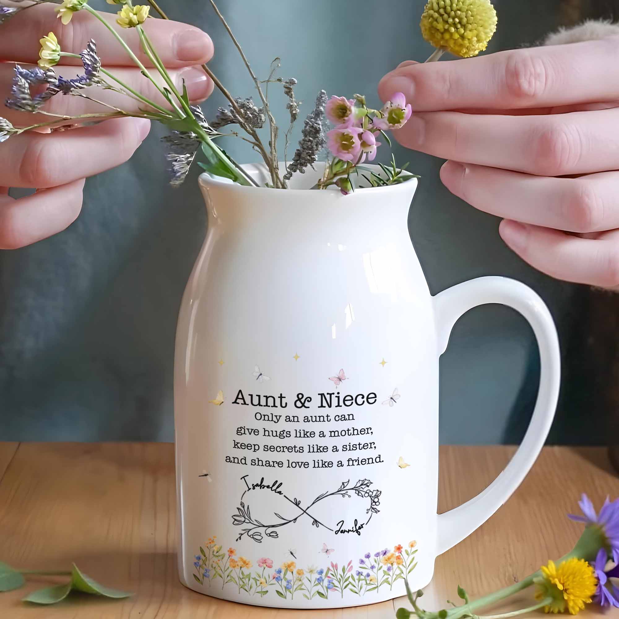 Only An Aunt Can Give Hugs Like A Mother, Flowers And Butterflies - Personalized Ceramic Flower Vase