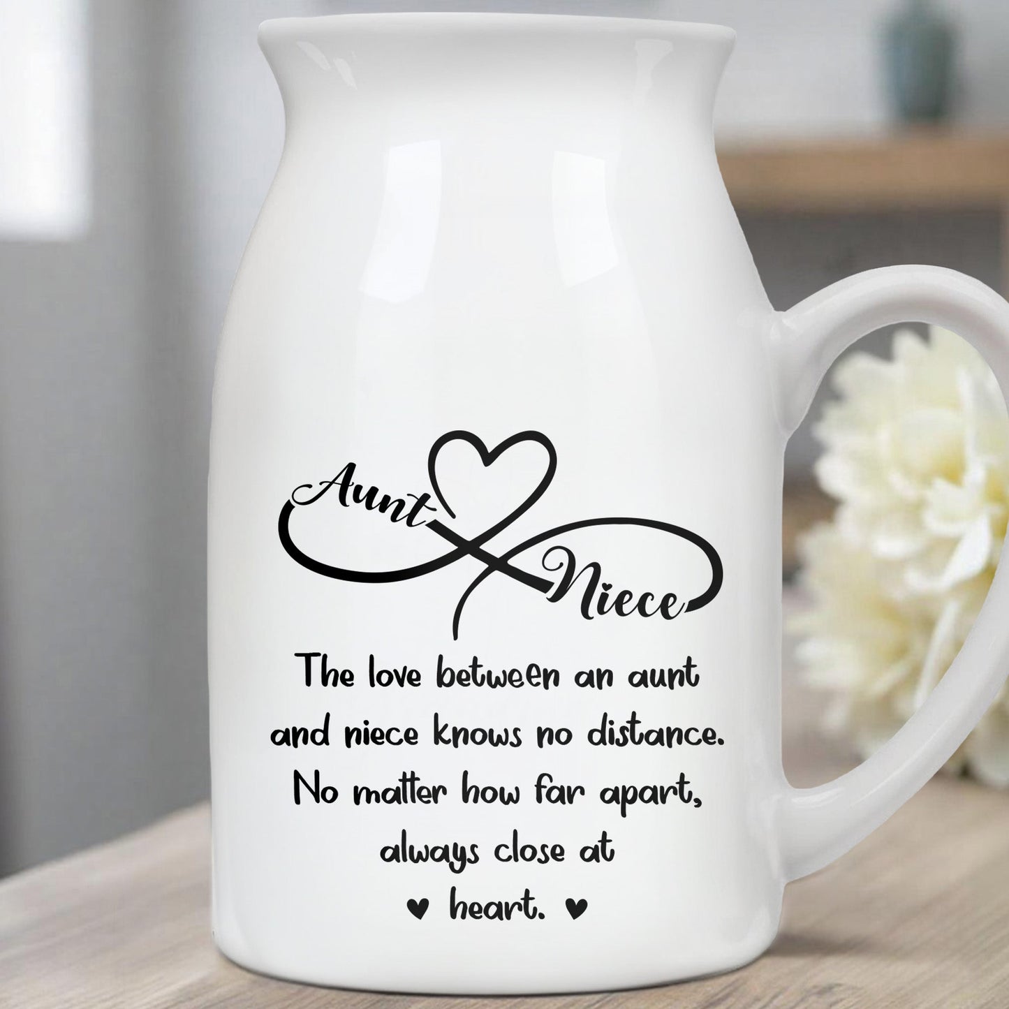 Love Between Aunt And Niece, Hearts - Personalized Ceramic Flower Vase