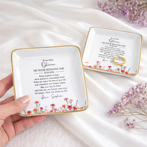 To My Sister On Your Wedding Day Personalized Birth Month Flowers - Personalized Custom Jewelry Dish, Ceramic Dish, Square Shape - SIS067_SCRF