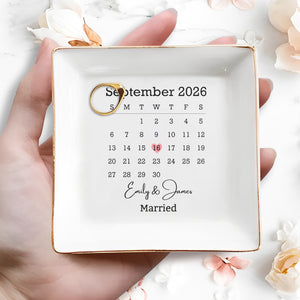 Married Calendar With Heart Special Date And Custom Names - Personalized Custom Jewelry Dish, Square Ceramic Dish - WEDD023_SCRD