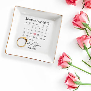 Married Calendar With Heart Special Date And Custom Names - Personalized Custom Jewelry Dish, Square Ceramic Dish - WEDD023_SCRD